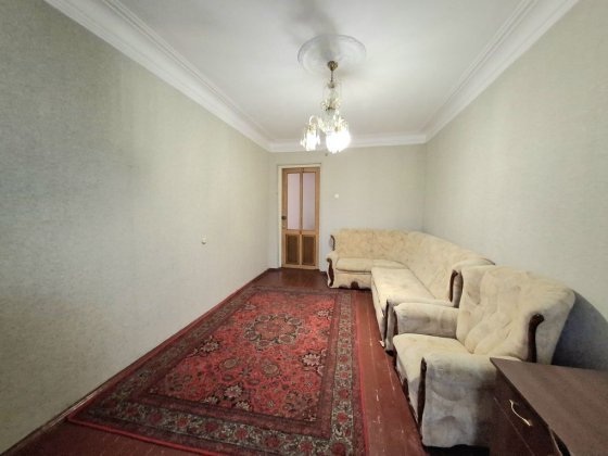 Оренда 2-х кім. квартири. ЦЕНТР. Сталінка. Николаев