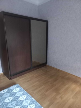 Сдам жилье,  в центре, Торговая, 2 комнаты с балконом - фото 1