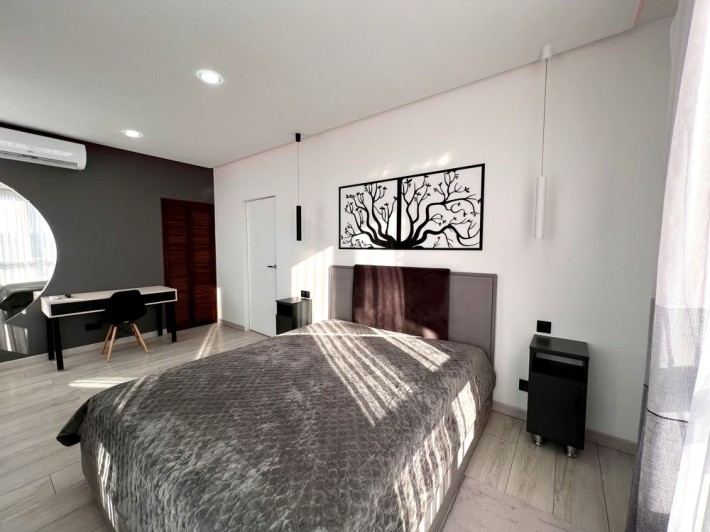 Оренда дворівневої квартири в АВТОНОМНОМУ будинку по вулиці Лінкольна - фото 1