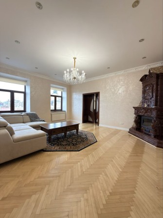 Оренда 3-х кімнатної квартири з видом на Оперний театр. Центр Львова - фото 1