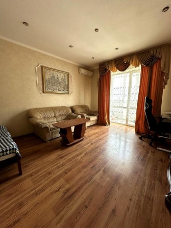 Сдам двух комнатную квартиру м. Пушкинская! - фото 1