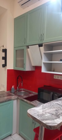 Стильна затишна 1 кімнатна студія в центрі Львова. Університет - фото 1