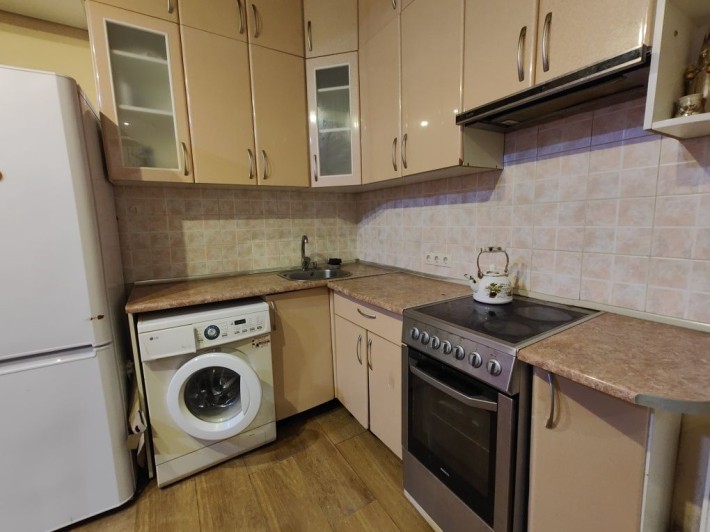 Сдам 1 комнатная смарт квартира метро Вокзальная (Южный Вокзал). - фото 1