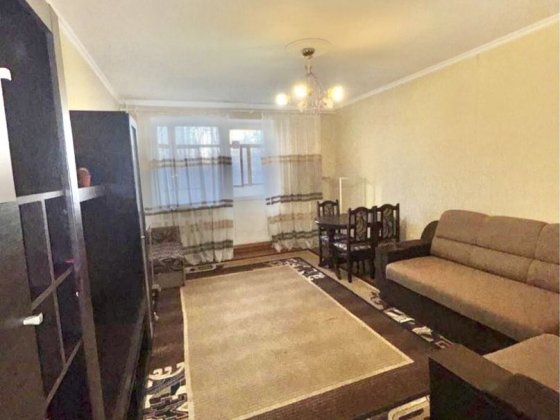 СДАМ 1 ком квартира Балкон ЗАСТЕКЛЕН Супер район 3 жтаж