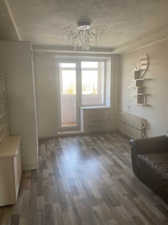 Сдам 1 к. кв. 8/9,  на Алексеевке, метро 10 мин. - фото 1