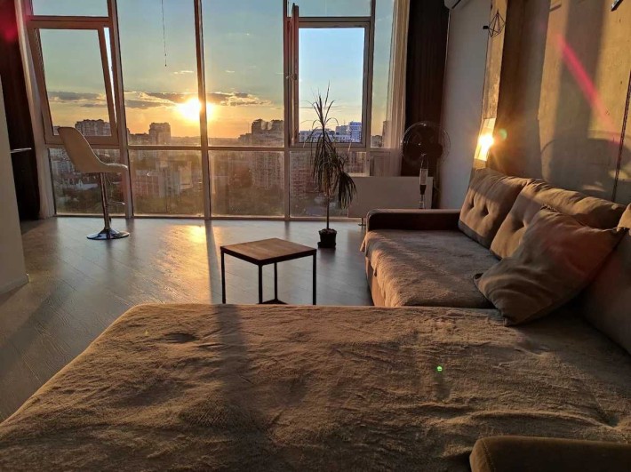 Сдам. Лофт в самом сердце Аркадии. Гагарин плаза. СВОЯ! - фото 1