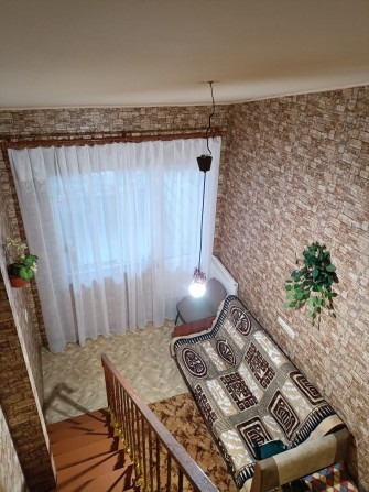 Сдам 2-х яр. кв.студию,м.Защитников Укр., Спортивная, Конный рынок - фото 1