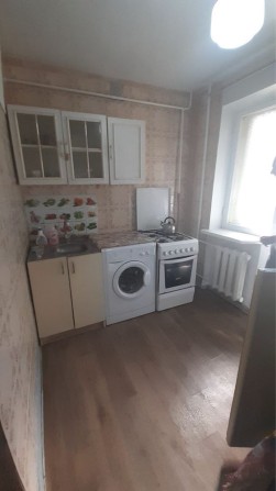 Сдам 3 комнатную квартиру от хозяина - фото 1