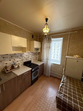 Зубенко 21, 520 мн, метро Студенческая, сдам 1 комнатную квартиру - фото 1