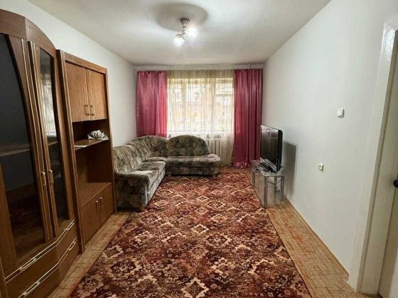 здам трикімнатну квартиру Ладыжин