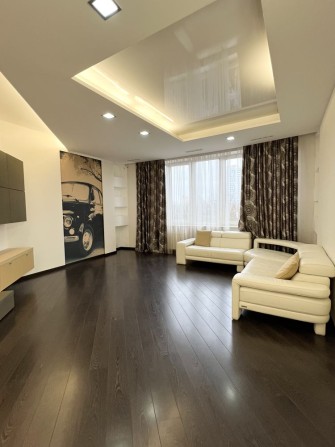 Сдам трехкомнатную квартиру в ЖК Бочки - фото 1