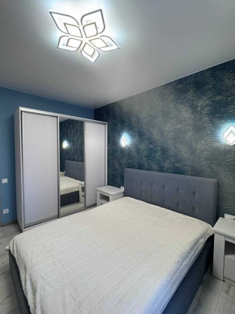 Оренда 2-кімнатної квартири в ЖК «Семицвіт» у ближньому центрі. - фото 1