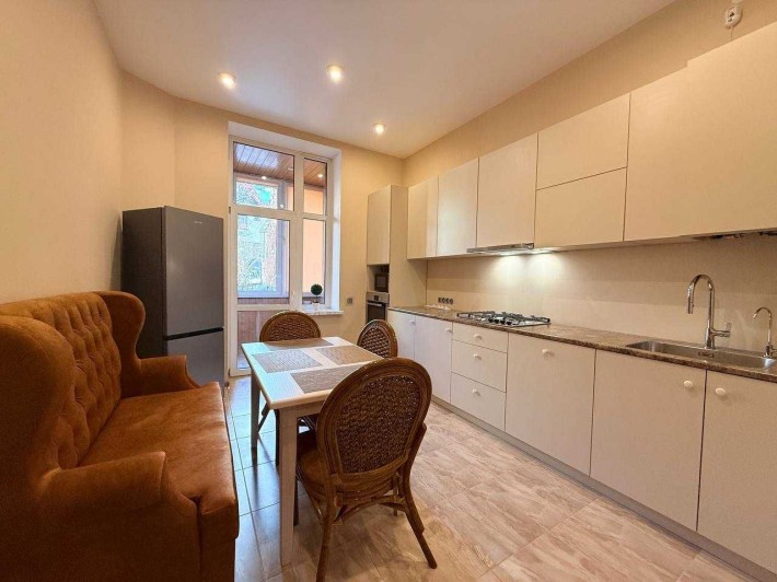 Оренда 2 кім. квартири вул. Вишенського - фото 1