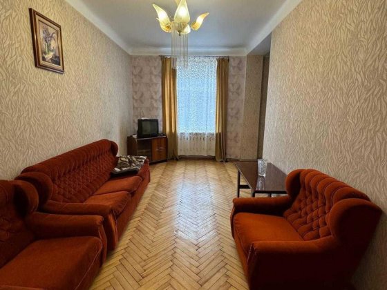 Оренда 2 кімнатної квартири, вулиця Героїв Майдану, ближній центр Львів