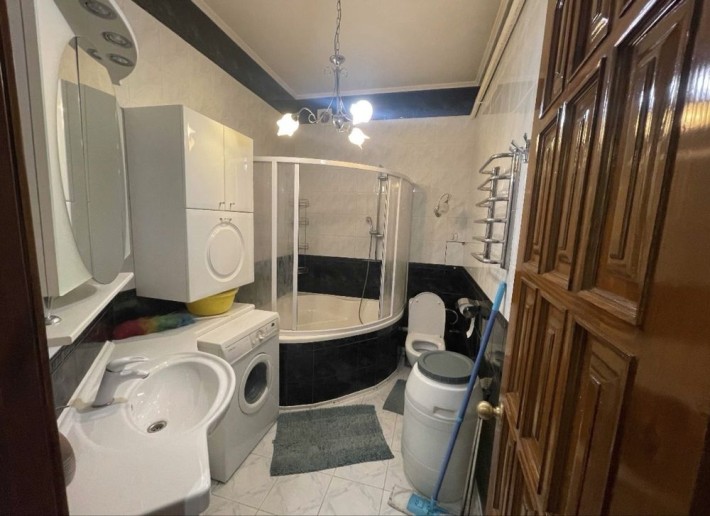 Здам чотирьох кімнатну квартиру/гараж - фото 1