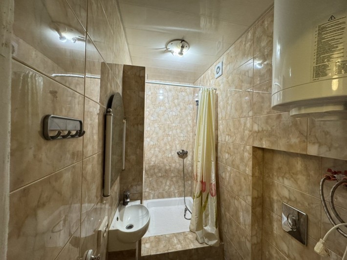 Здається 3х к.квартира, вул. Червоної калини - фото 1