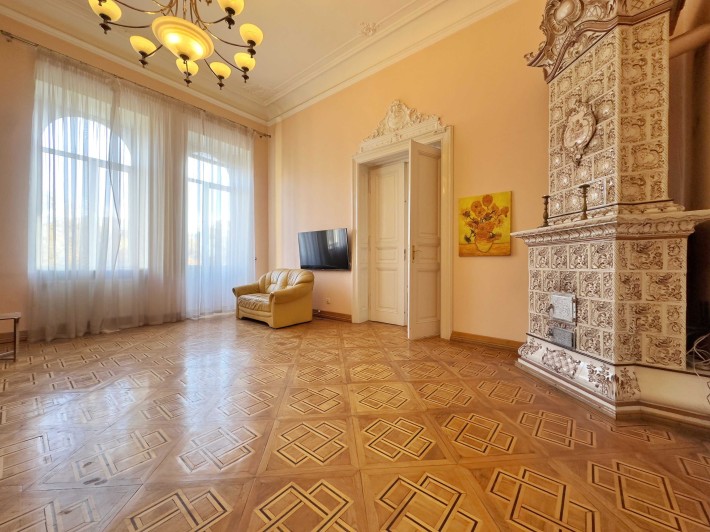 Оренда 3 - кімнатної квартири у ЦЕНТРІ МІСТА Проспект Свободи 29 - фото 1