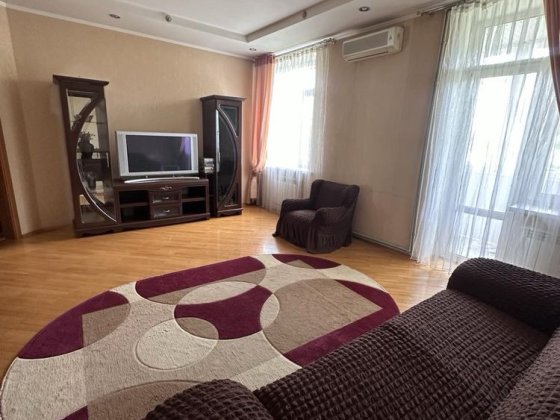 Реальная 3-ка на ХТЗ, Индустриальная, ул. Станкостроительная 2 Харьков