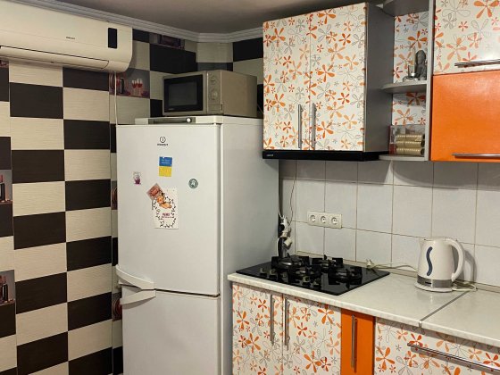 Здам кварт. на 9 станціі Фонтану з безкоштовним газом інтернетом водою Одеса