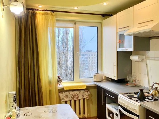 Сдам 2 комнатную квартиру.