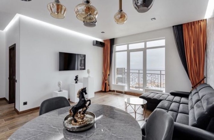 Шикарная 2к студия в Элитном доме - фото 1