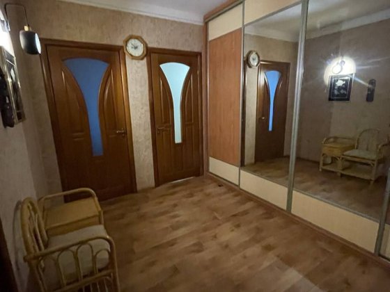 Сдам 3 комнатную квартиру,Садовый проезд.Метро Дворец спорта. Харьков