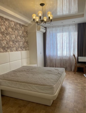 Аренда 3 клм кв жк Изумрудный город, м Бот. Сад, Авантаж - фото 1