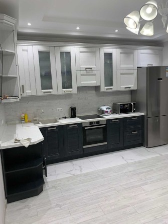 С летом! Трехкомнатная в ЖК 19 Жемчужина, Аркадия, Генуэзская. - фото 1