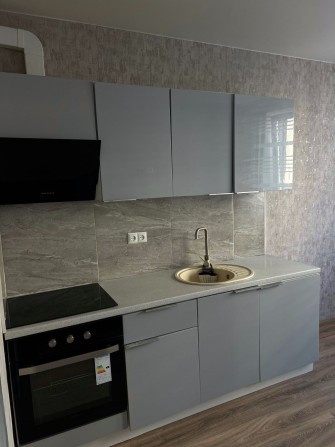 Сдам простую однокомнатную квартиру в ЖК на Архитекторской - фото 1