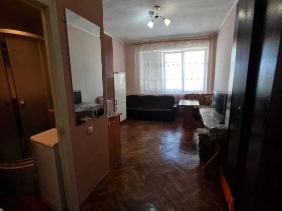 Сдам просторную студию рядом с метро Спортивная Харьков