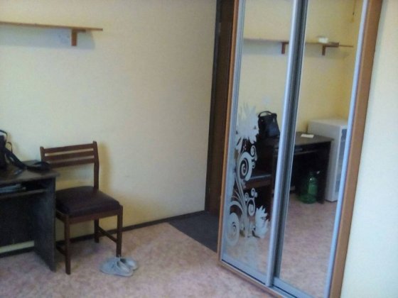 Слам гостнку ,со своим сан узлом метро Университет Харьков