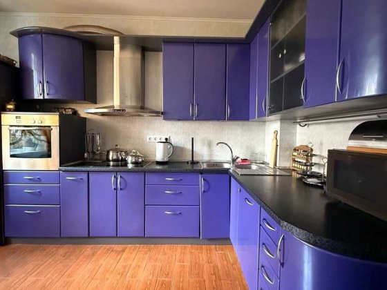 Аренда 3-х ком кв с евроремонтом на Ивана Франко/6 стания Фонтана