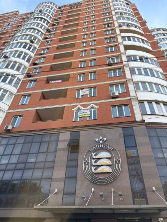 Сдам 2 к кв в историческом центре ЖК Капитан Район Парка Шевченко Море - фото 1