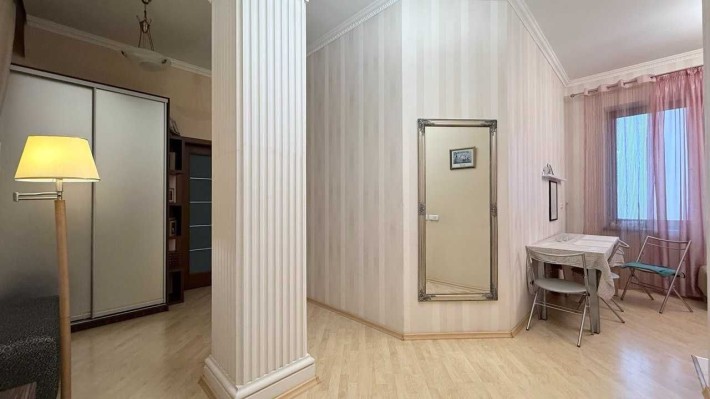 Сдам 2 ком. с евроремонтом в ЖК Ляпунова, м. Научная. - фото 1