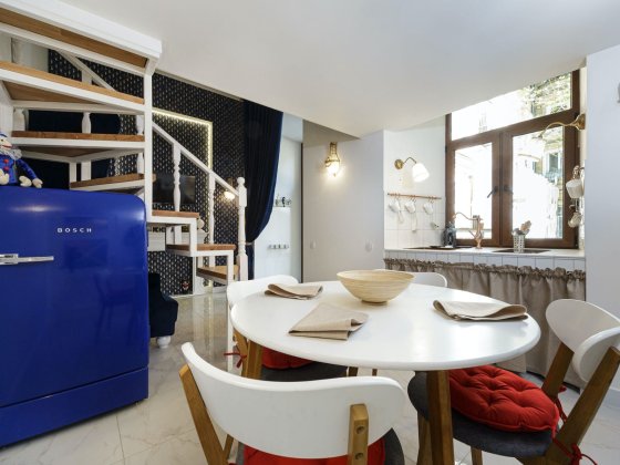 Новий дворівневий лофт у центрі Одеса