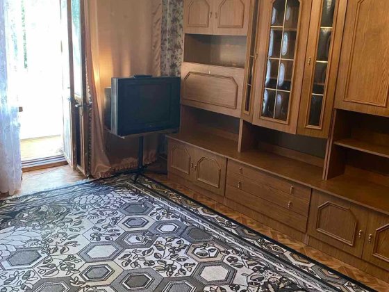 Сдам 1 комнатную квартиру Небесной Сотни/ Левитана