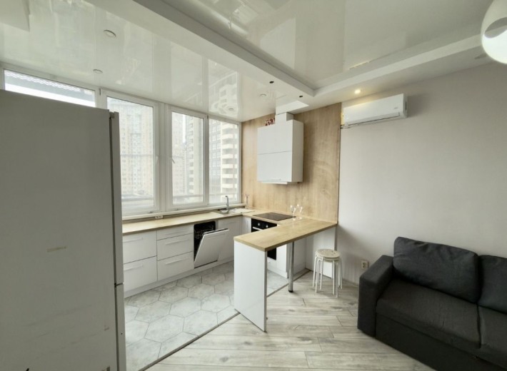 Срочно сдам квартиру в ЖК"Апельсин",ул.Среднефонтанская 35.Животных мо - фото 1