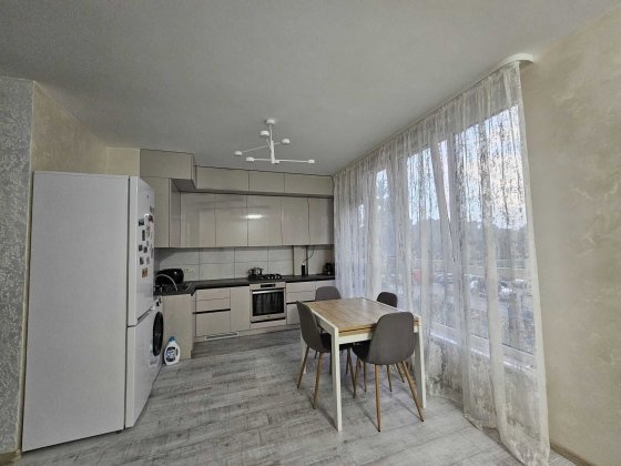 Оренда 1 кімнатна квартира Угорники