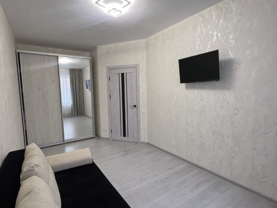 Актуальна! Довгострокова оренда!