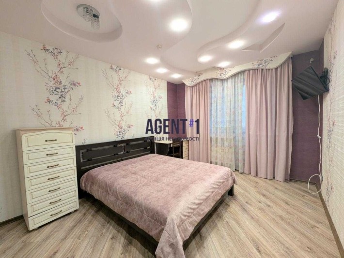 Оренда якісної 3-кімн. квартири у ЖК Львівський , вул. Львівська - фото 1