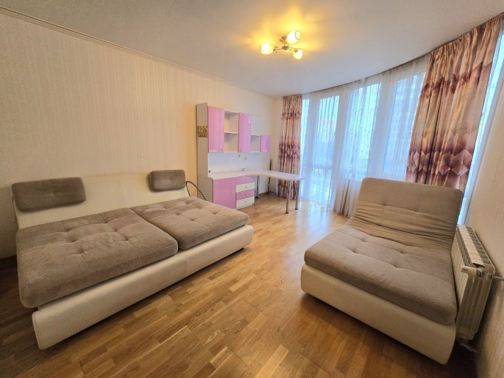 Оренда просторої 1к квартири, Руденко 6 Ж
Стильна та дуже затишна ква - фото 1