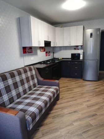 ЖК Щасливий, Оксамитова 20, найближчі метро Академмістечко Житомирська - фото 1