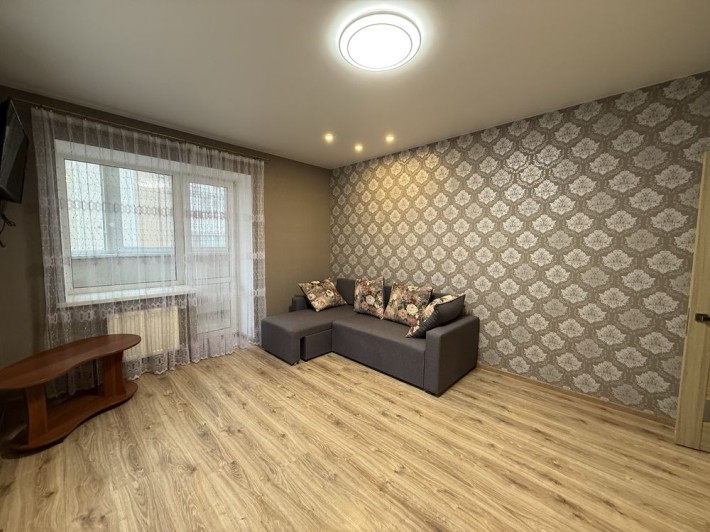 Оренда 1-кім квартири 40 кв.м. ЖК Петрівський квартал, Соборна вулиця - фото 1