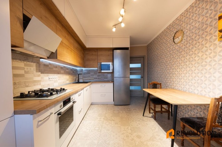 Без%, ЖК У-квартал, 1-кім, 44м2, Софіївська Борщагівка - фото 1