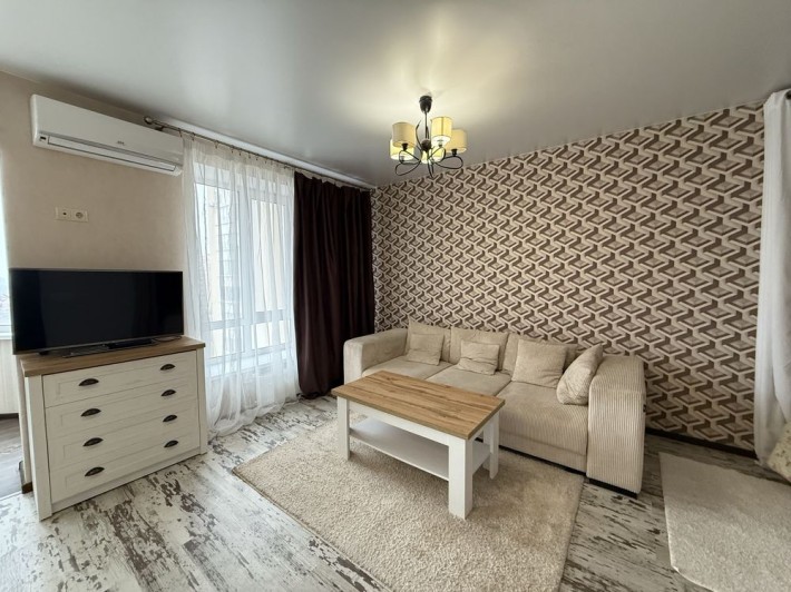 Оренда 1-кім квартири, 45 кв.м. ЖК Петрівський квартал - фото 1