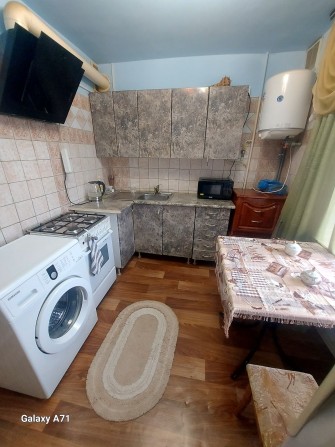 Аренда 1 комн.уютная с отличными удобствами,.Недорого! - фото 1