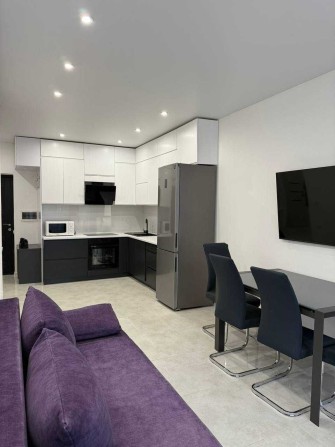 Оренда затишної 1-кімнатної квартири + кухня-вітальня у ЖК Парус Смарт - фото 1