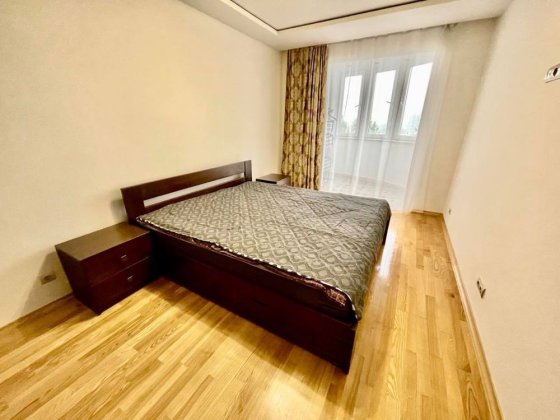 Оренда 3-кімнатної квартири у новобудові (Наукова 2А) Скнилов