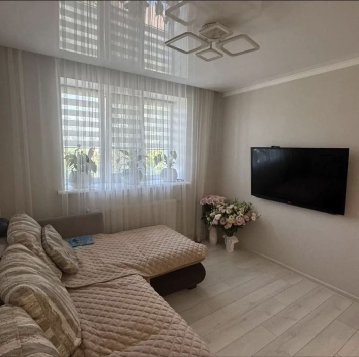 Оренда квартири 3 кімнатна  студія - фото 1