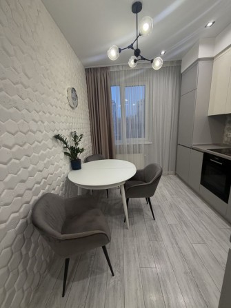 Сдам 41 Жемчужина 2комнаты +кухня - фото 1